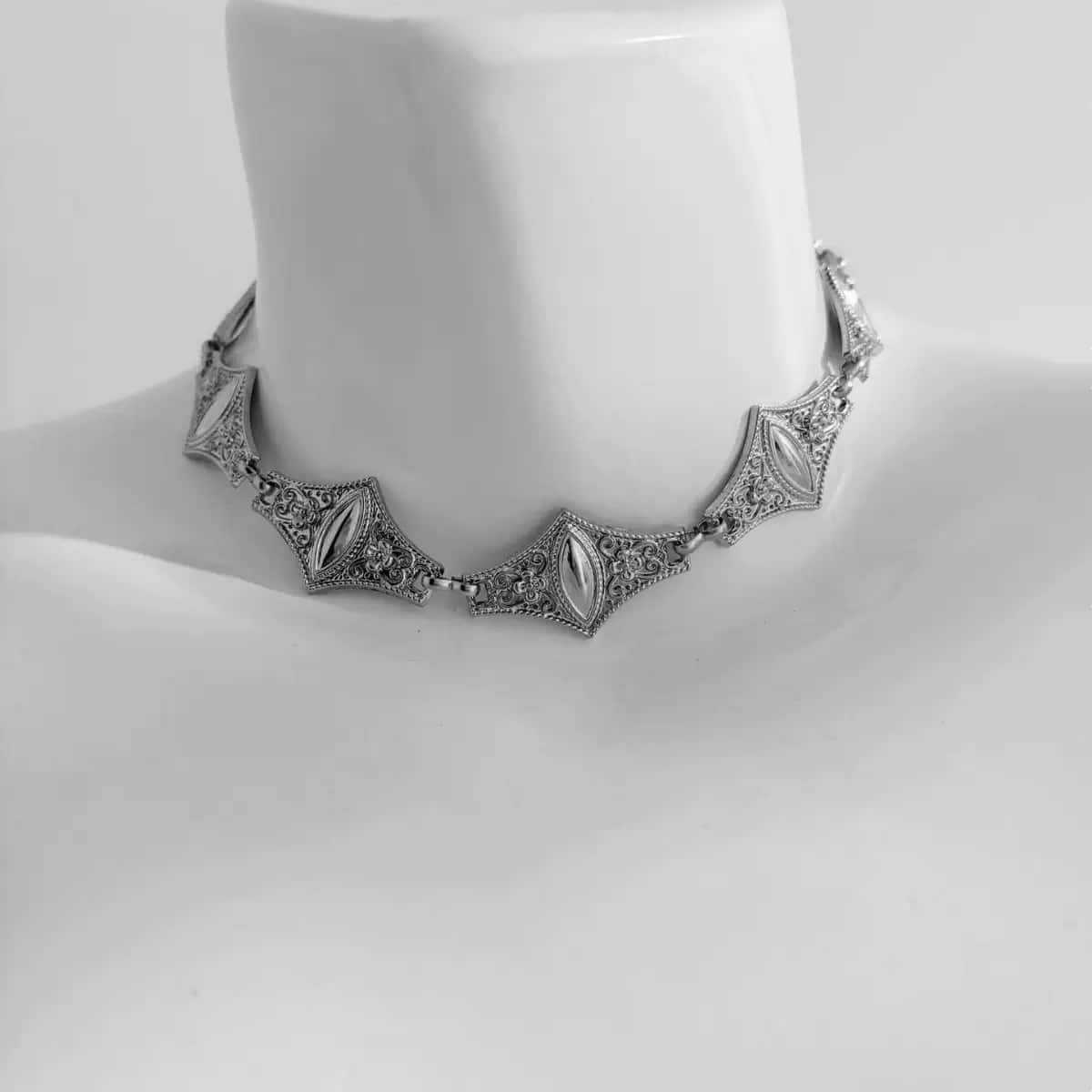 Naszyjnik choker w stylu hip h – Ethnic Fashion Wear For Women recenzja i cena